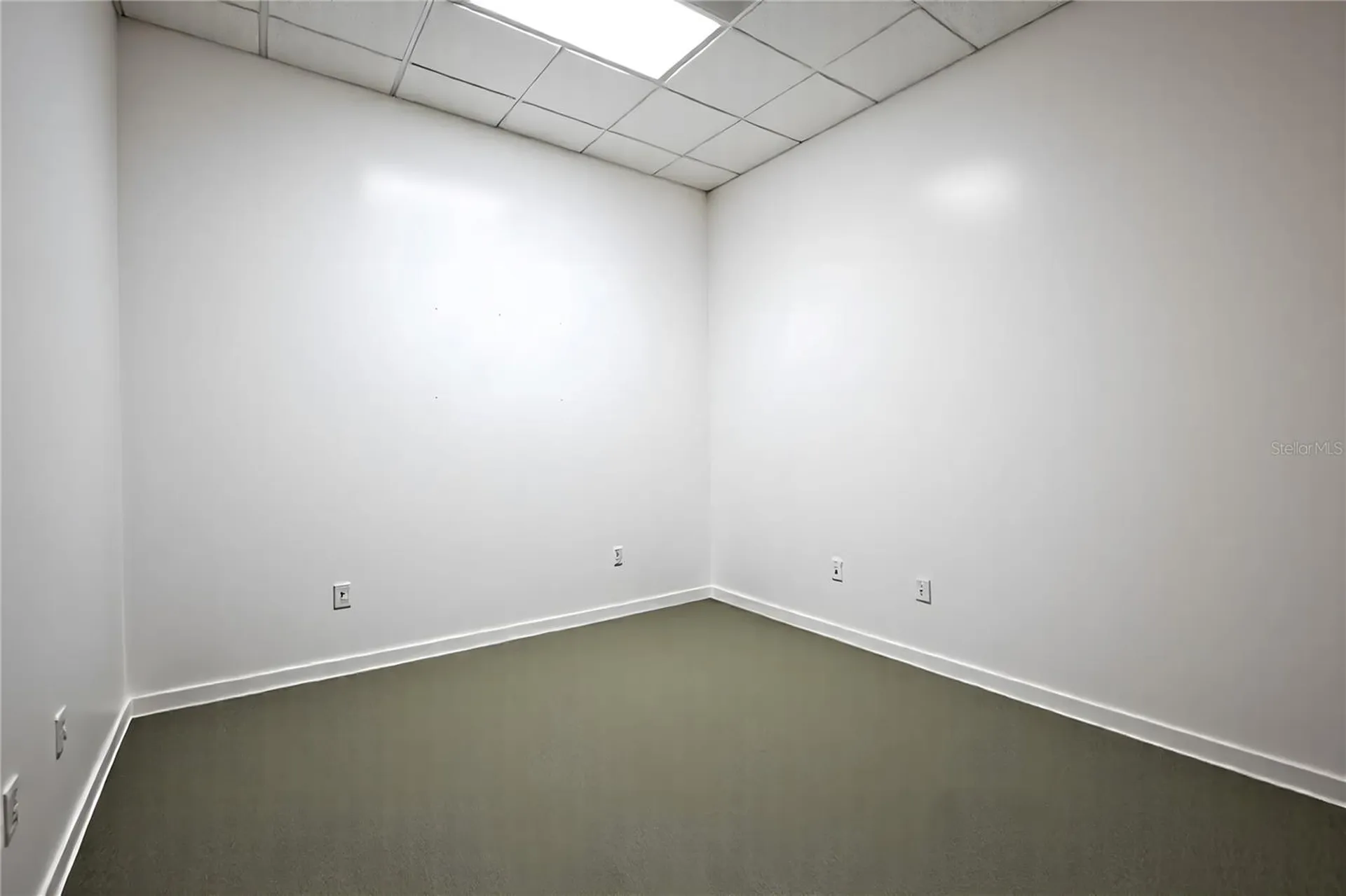 8810 Commodity Circle Orlando FL 32819