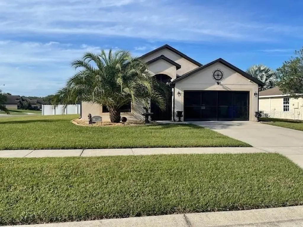 497 Tortola Avenue Tavares FL 32778