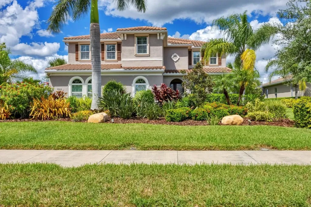 4808 Vasca Drive Sarasota FL 34240