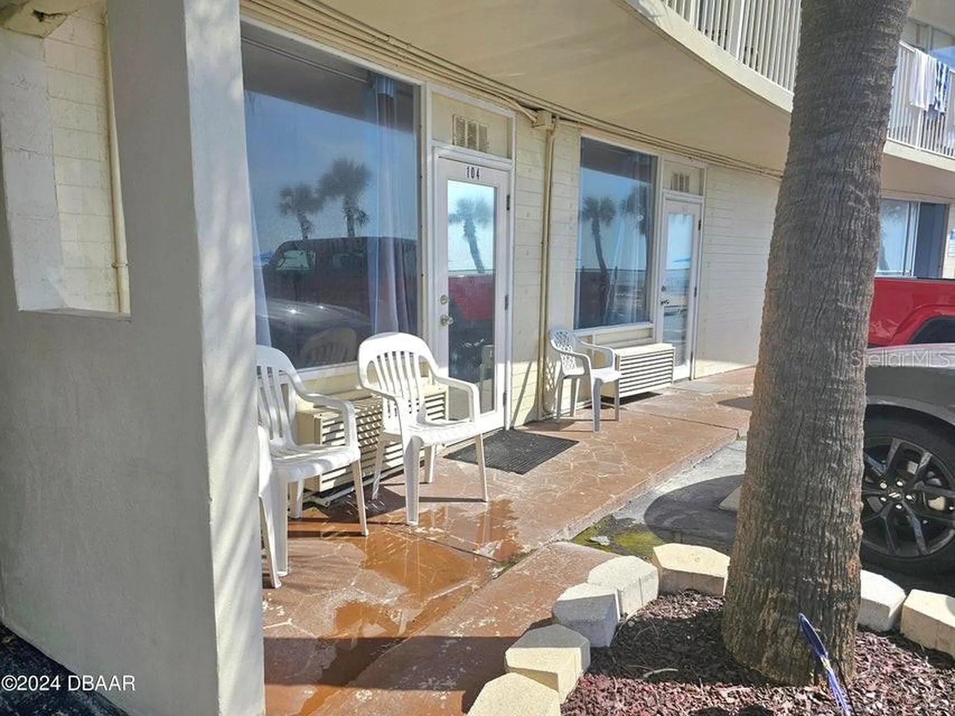 1233 S Atlantic Avenue Daytona Beach FL 32118