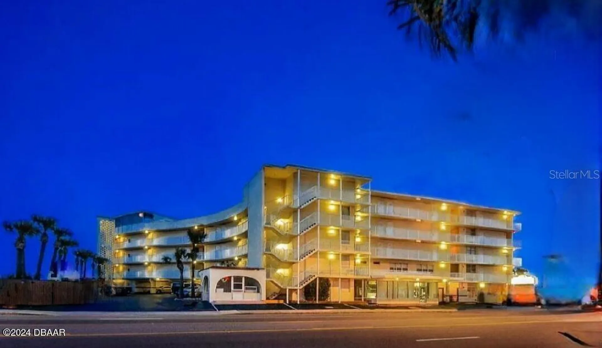 1233 S Atlantic Avenue Daytona Beach FL 32118