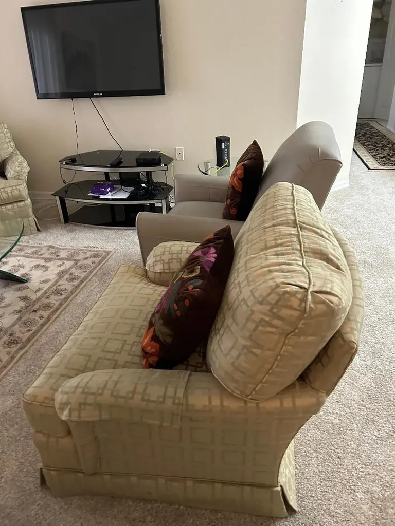 9481 Highland Oak Drive Tampa FL 33647