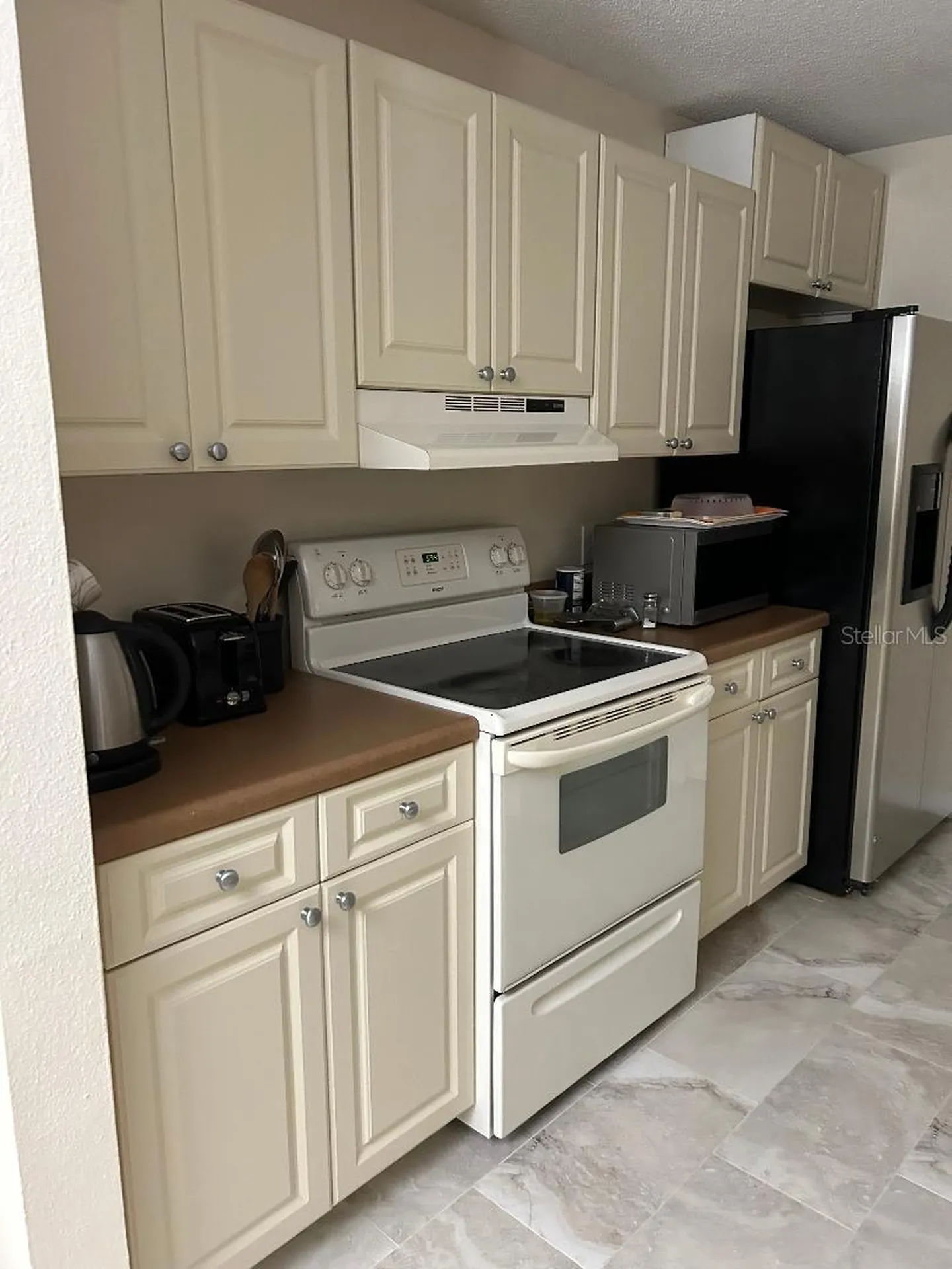 9481 Highland Oak Drive Tampa FL 33647