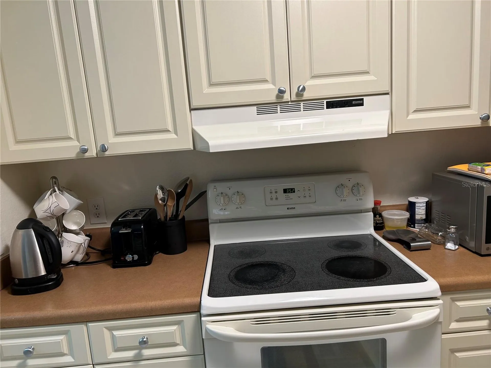 9481 Highland Oak Drive Tampa FL 33647