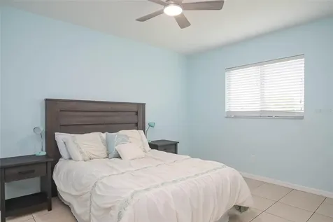 1703 NE 6th Street Cape Coral FL 33909