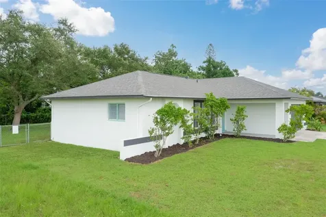 1703 NE 6th Street Cape Coral FL 33909