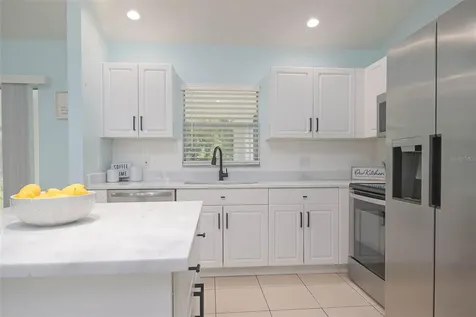 1703 NE 6th Street Cape Coral FL 33909