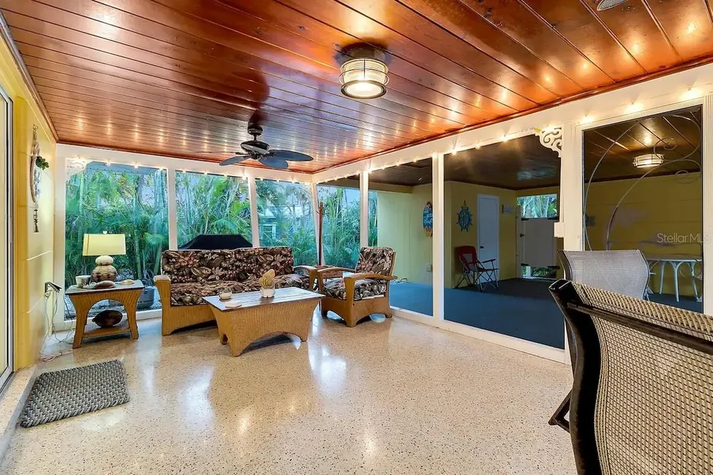 2795 A N Beach Road Englewood FL 34223