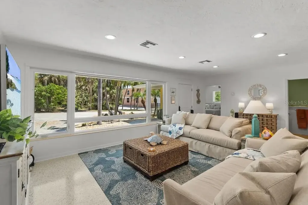 2795 A N Beach Road Englewood FL 34223