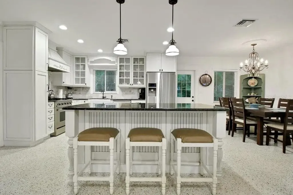 2795 A N Beach Road Englewood FL 34223