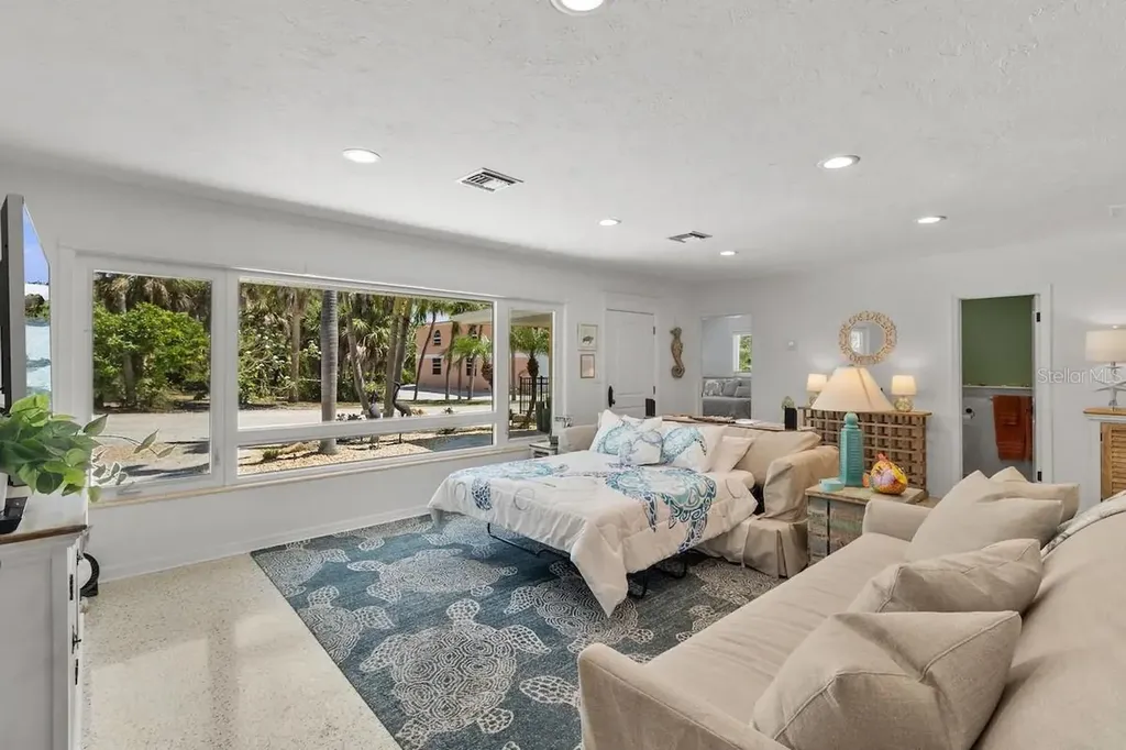 2795 A N Beach Road Englewood FL 34223