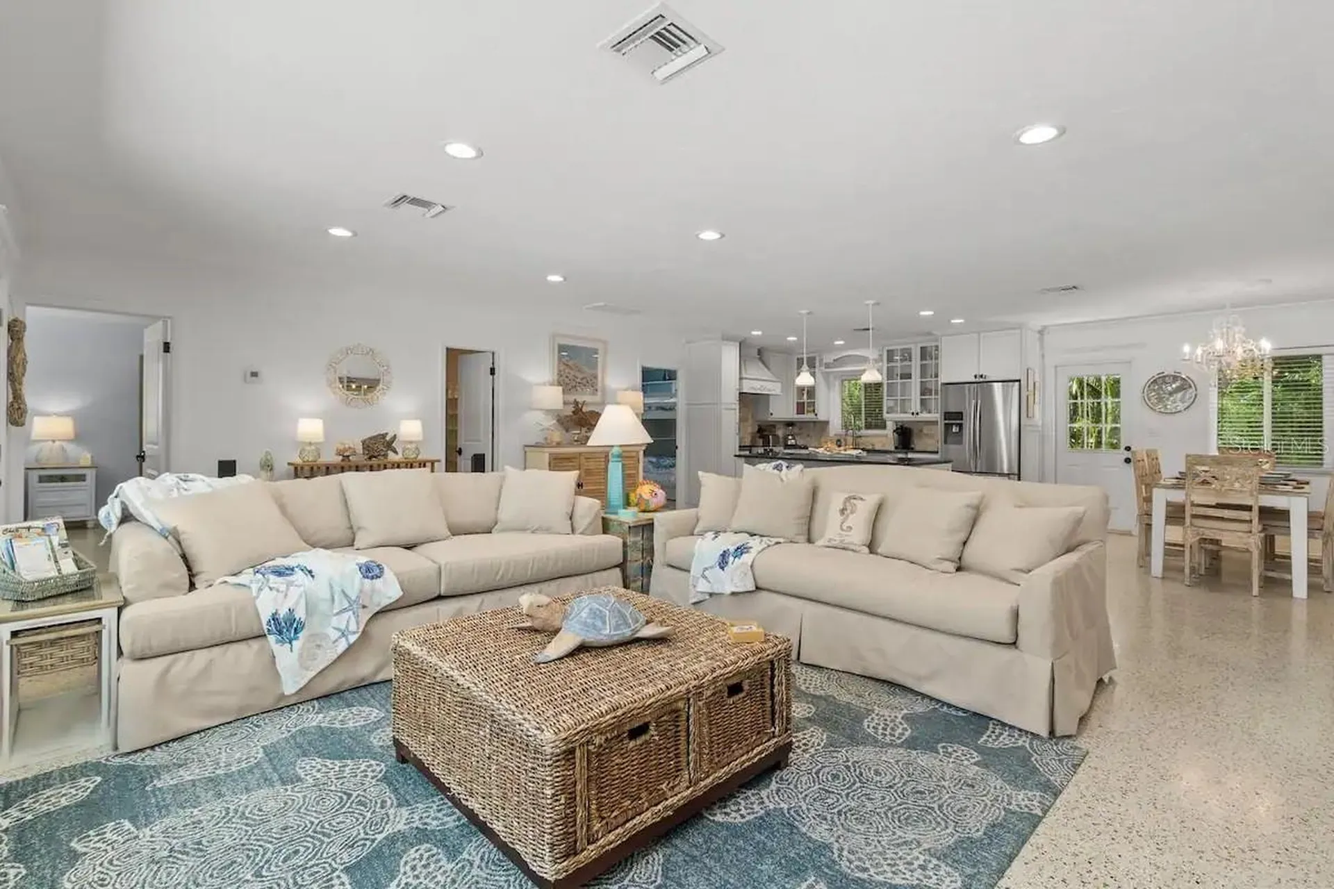 2795 A N Beach Road Englewood FL 34223