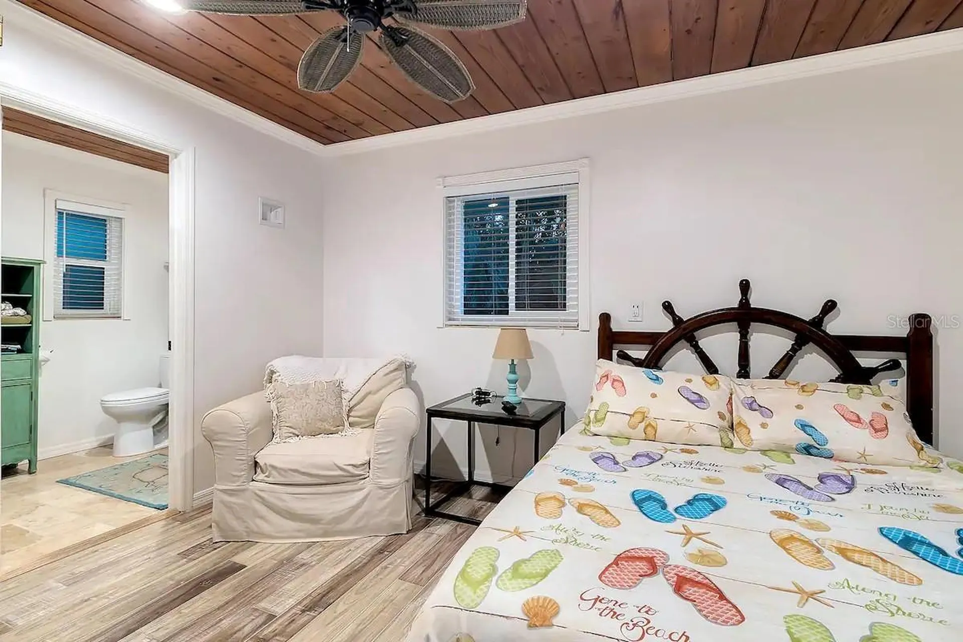 2795 A N Beach Road Englewood FL 34223