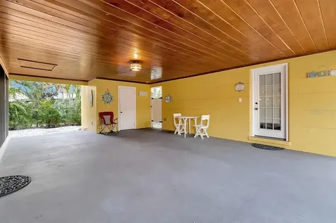 2795 A N Beach Road Englewood FL 34223