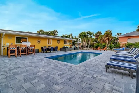 2795 A N Beach Road Englewood FL 34223