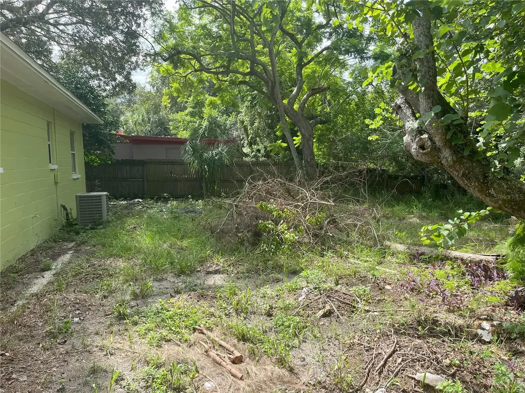1528 Stevensons Drive Clearwater FL 33755