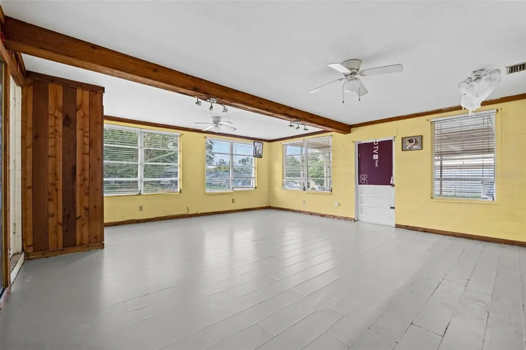 912 Avenue T SE Winter Haven FL 33880