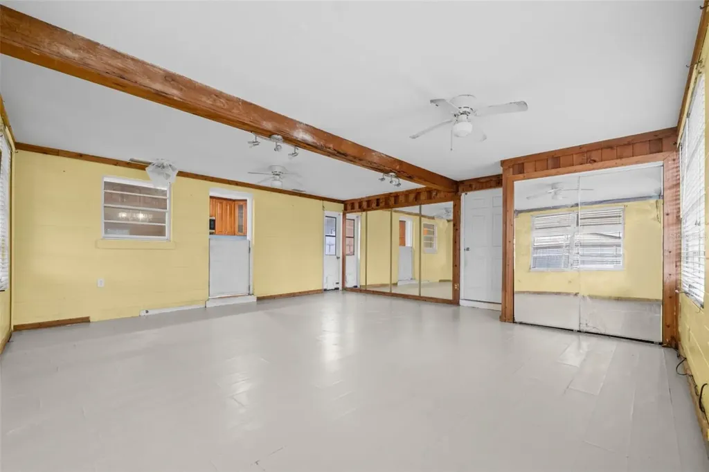 912 Avenue T SE Winter Haven FL 33880