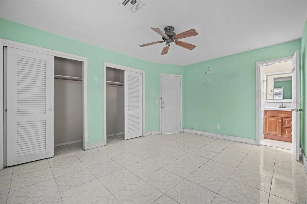 912 Avenue T SE Winter Haven FL 33880