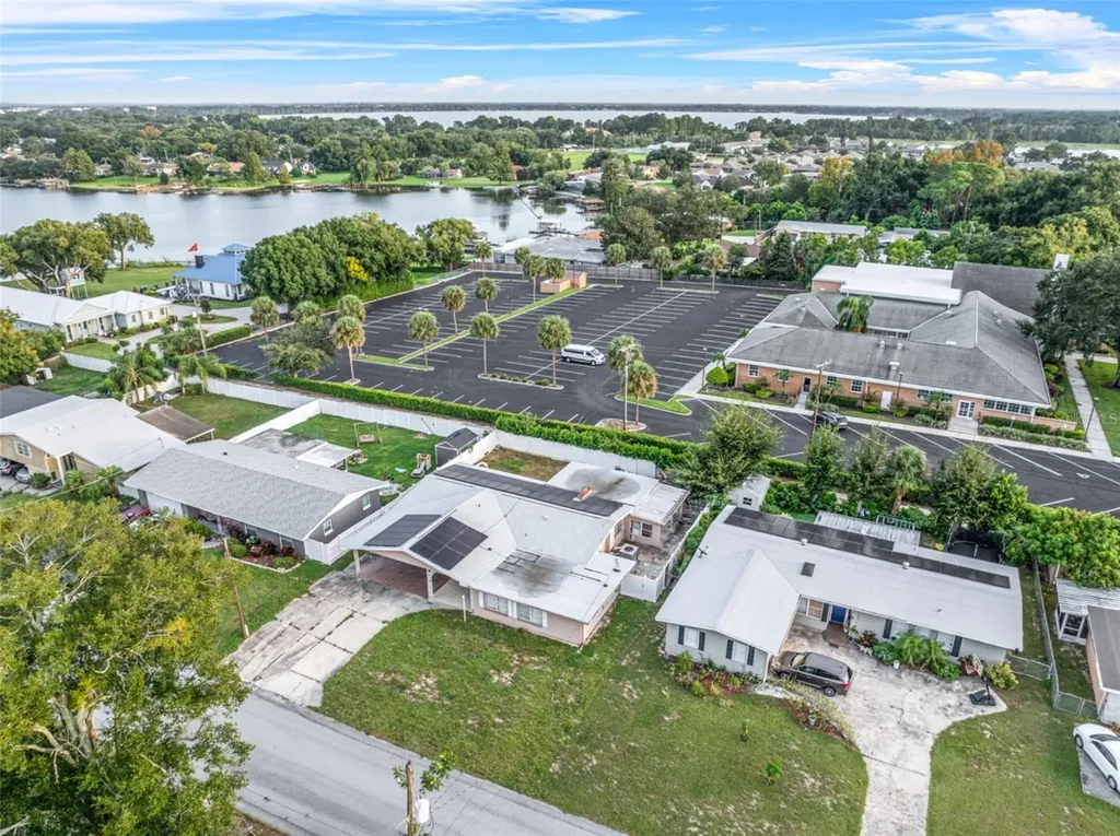 912 Avenue T SE Winter Haven FL 33880