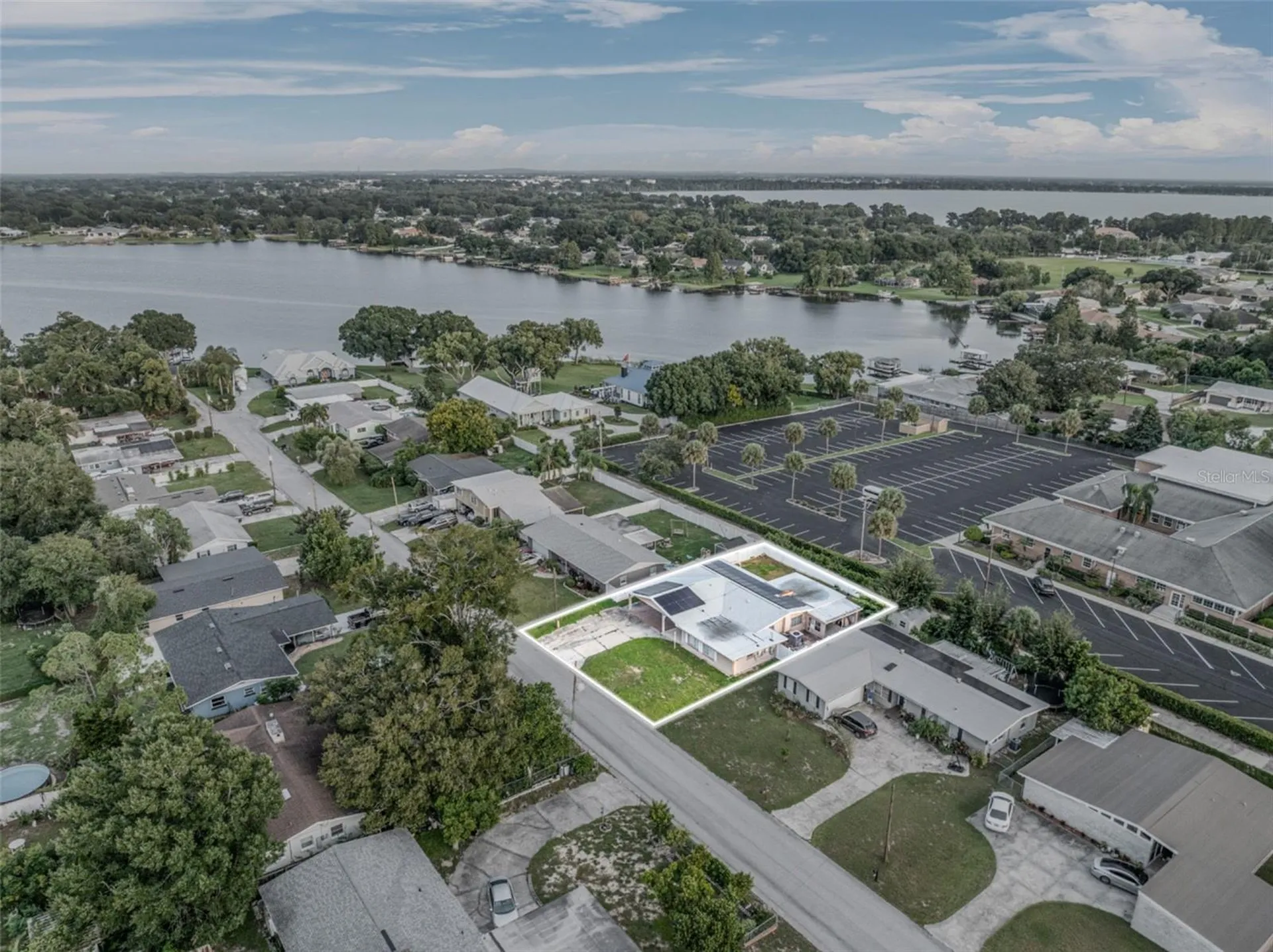 912 Avenue T SE Winter Haven FL 33880