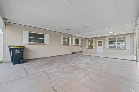 912 Avenue T SE Winter Haven FL 33880