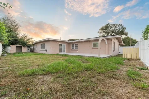 912 Avenue T SE Winter Haven FL 33880
