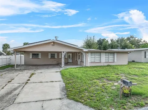 912 Avenue T SE Winter Haven FL 33880