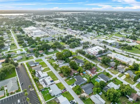 912 Avenue T SE Winter Haven FL 33880