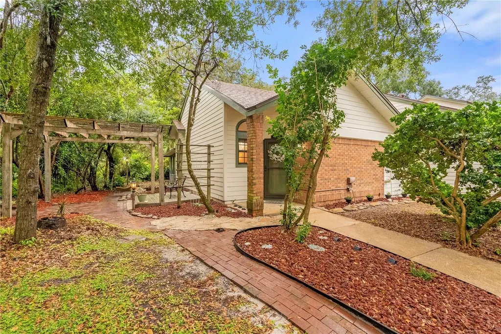 185 Post Way Casselberry FL 32707