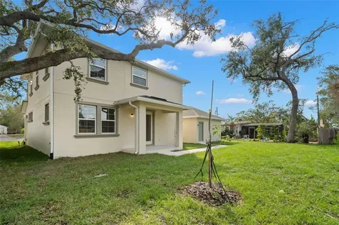 7251 9th Avenue N St Petersburg FL 33710