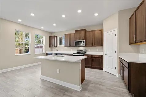 7251 9th Avenue N St Petersburg FL 33710