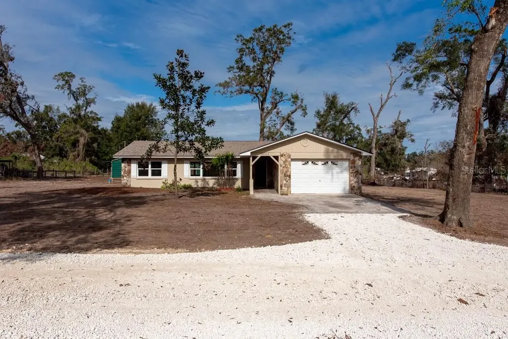 38545 Burger Lane Dade City FL 33523