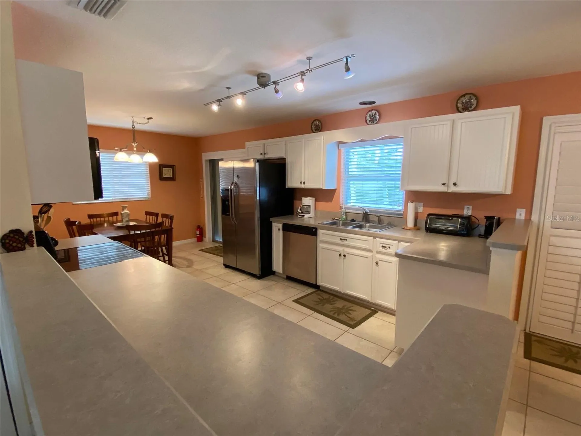 1808 N Peninsula Avenue New Smyrna Beach FL 32169