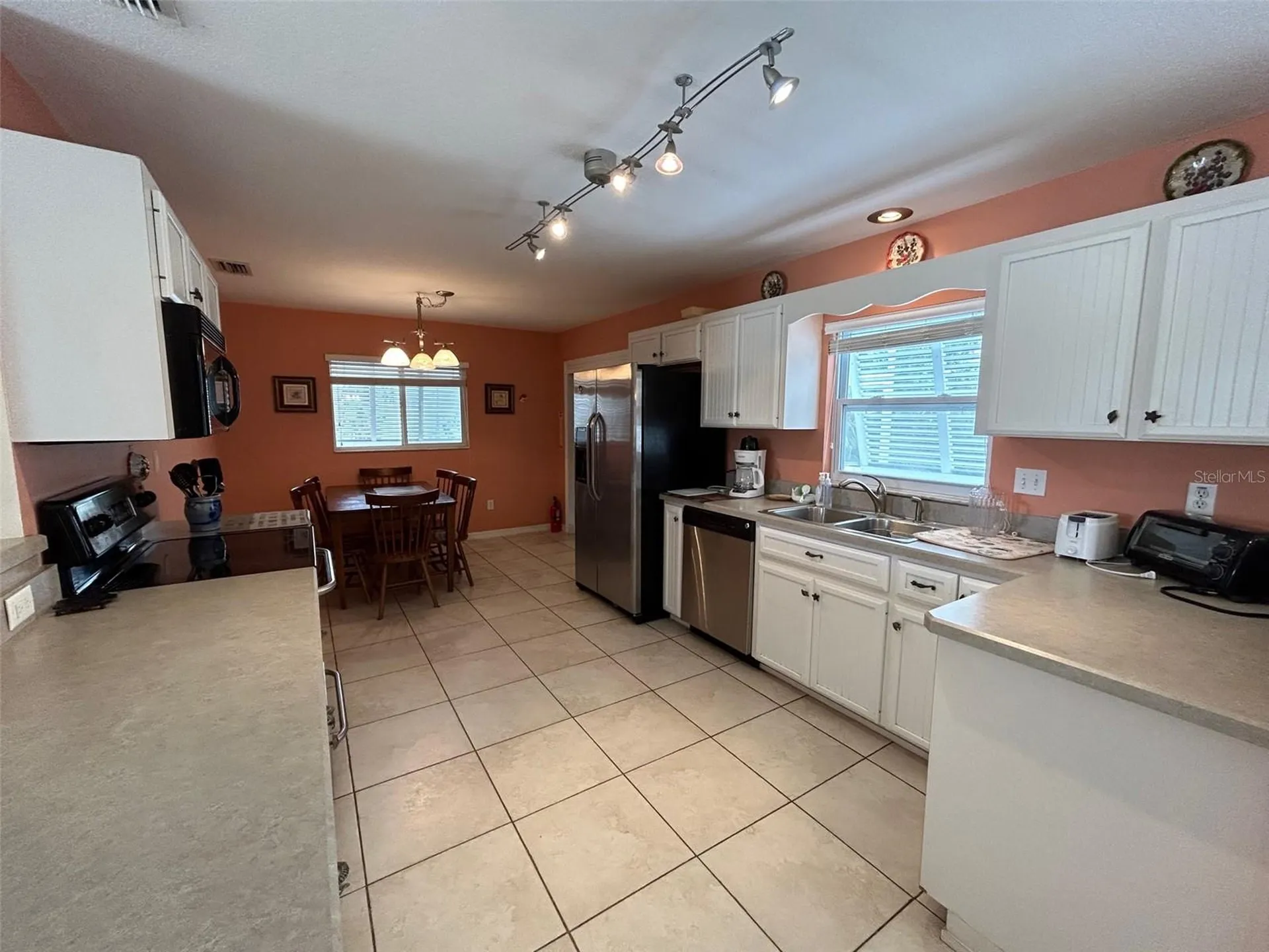 1808 N Peninsula Avenue New Smyrna Beach FL 32169
