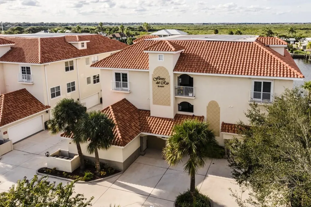 273 Middle Way New Smyrna Beach FL 32169