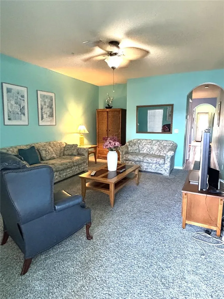 3825 45th Terrace W Bradenton FL 34210