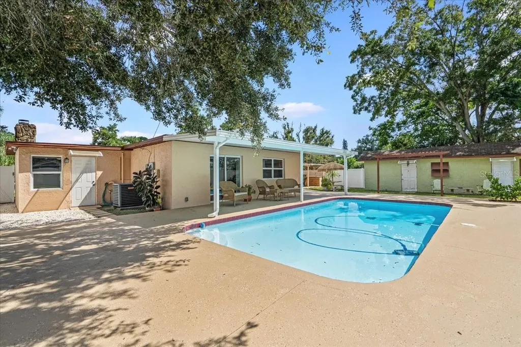 4602 N Lincoln Avenue Tampa FL 33614