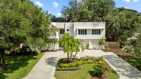 320 Belle View Avenue Temple Terrace FL 33617
