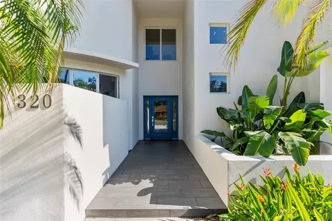 320 Belle View Avenue Temple Terrace FL 33617