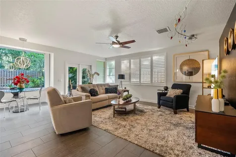 320 Belle View Avenue Temple Terrace FL 33617
