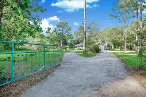 10670 Carpenter Avenue Hastings FL 32145