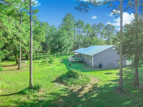 10670 Carpenter Avenue Hastings FL 32145