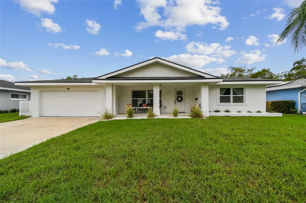 2391 69th Avenue S St Petersburg FL 33712