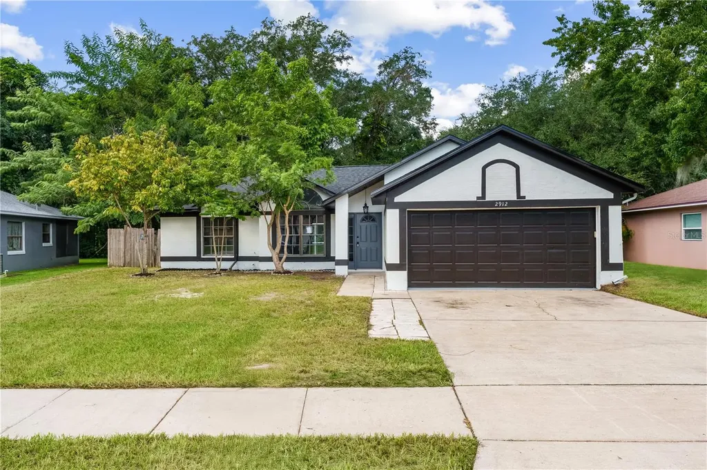 2912 Theresa Drive Kissimmee FL 34744
