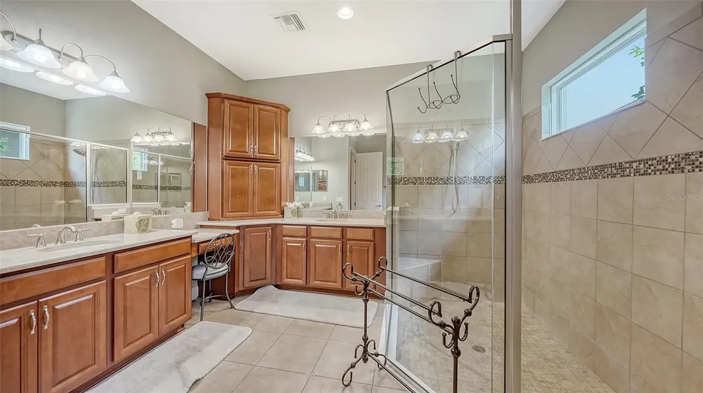 5993 Anise Drive Sarasota FL 34238