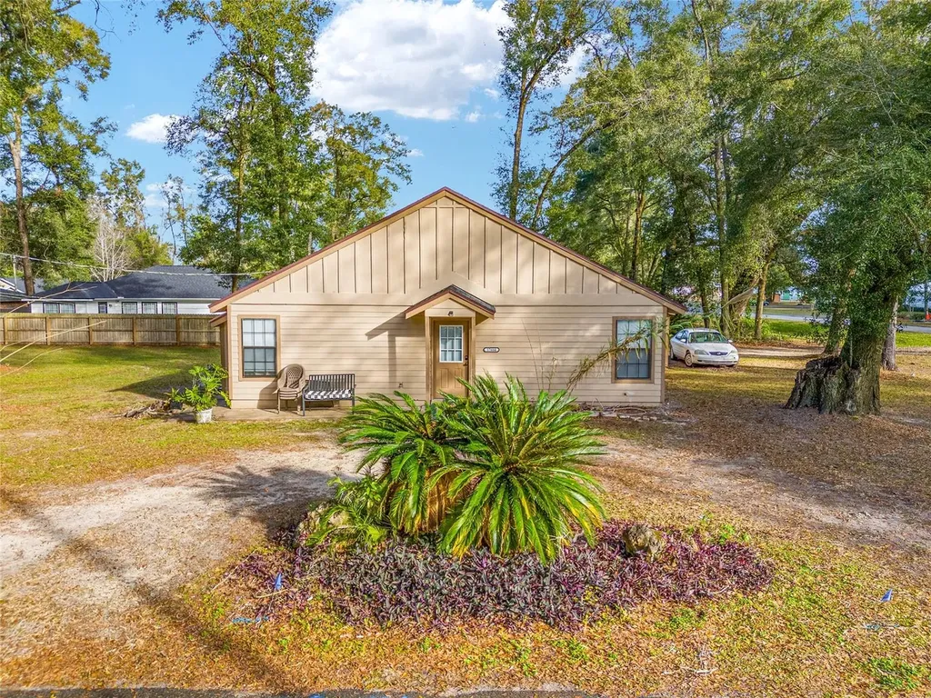17664 NW 222nd Street High Springs FL 32643