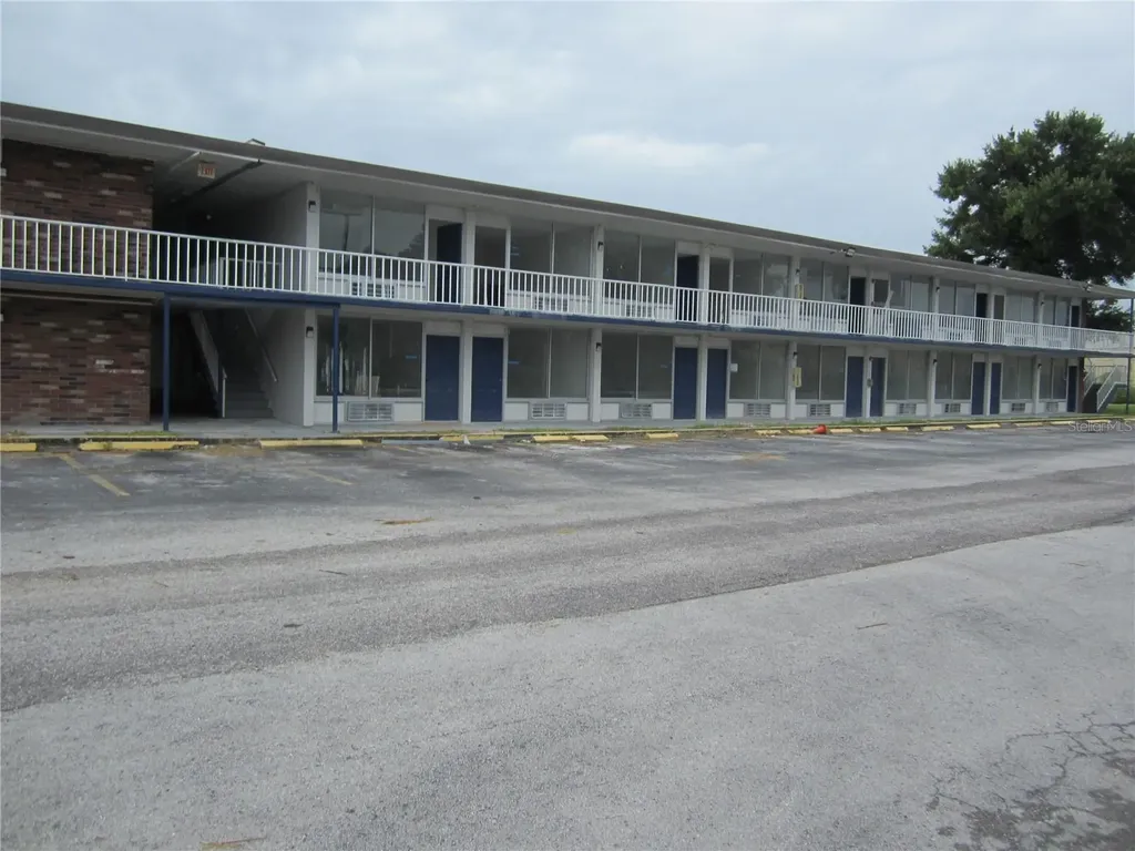 4011 E Columbus Drive Tampa FL 33605