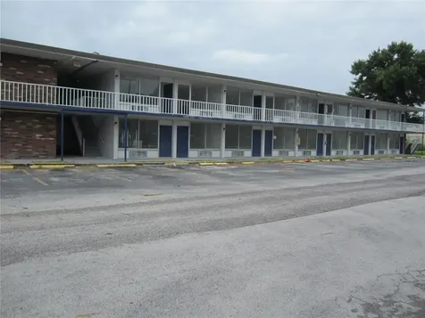 4011 E Columbus Drive Tampa FL 33605