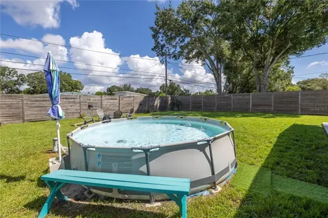 1043 60th Avenue N St Petersburg FL 33703